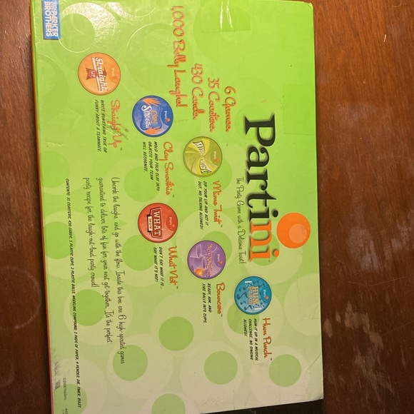 Partini Party Games - Picture 2 of 2